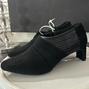 🆕Andiamo Suede 2” Heels